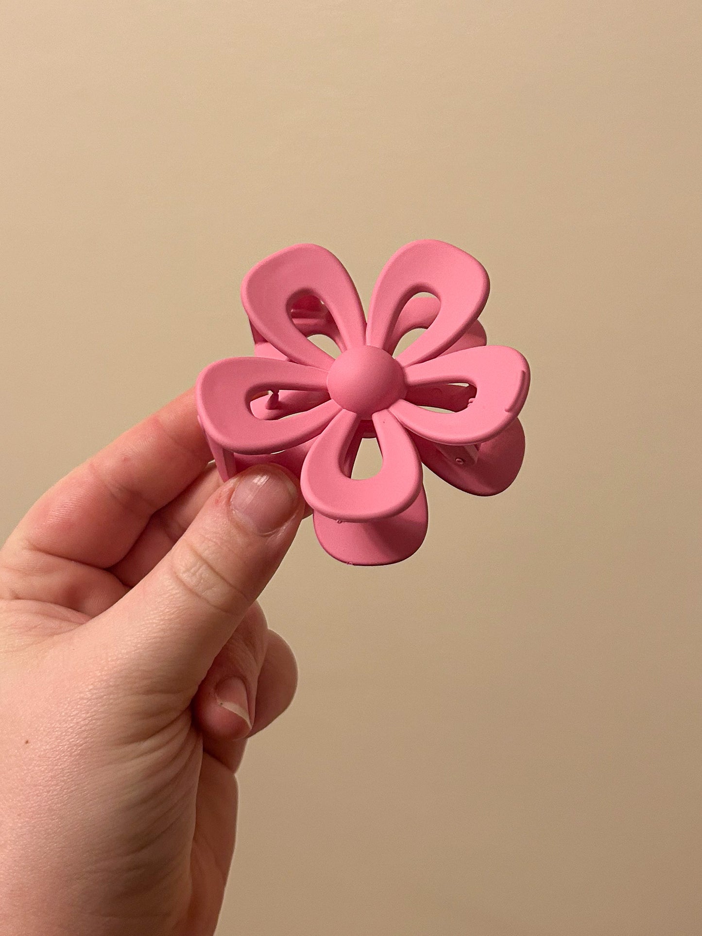 Cutout Flower Claw Clip