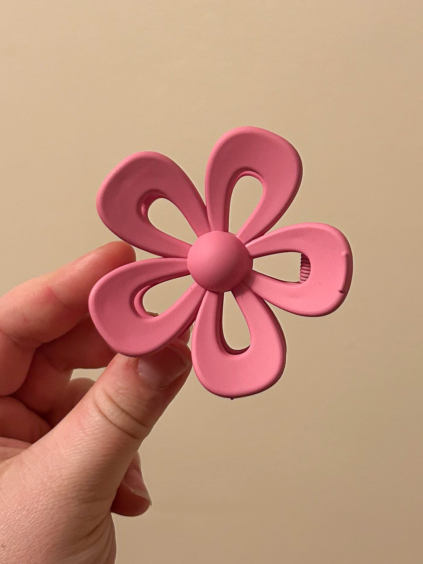 Cutout Flower Claw Clip