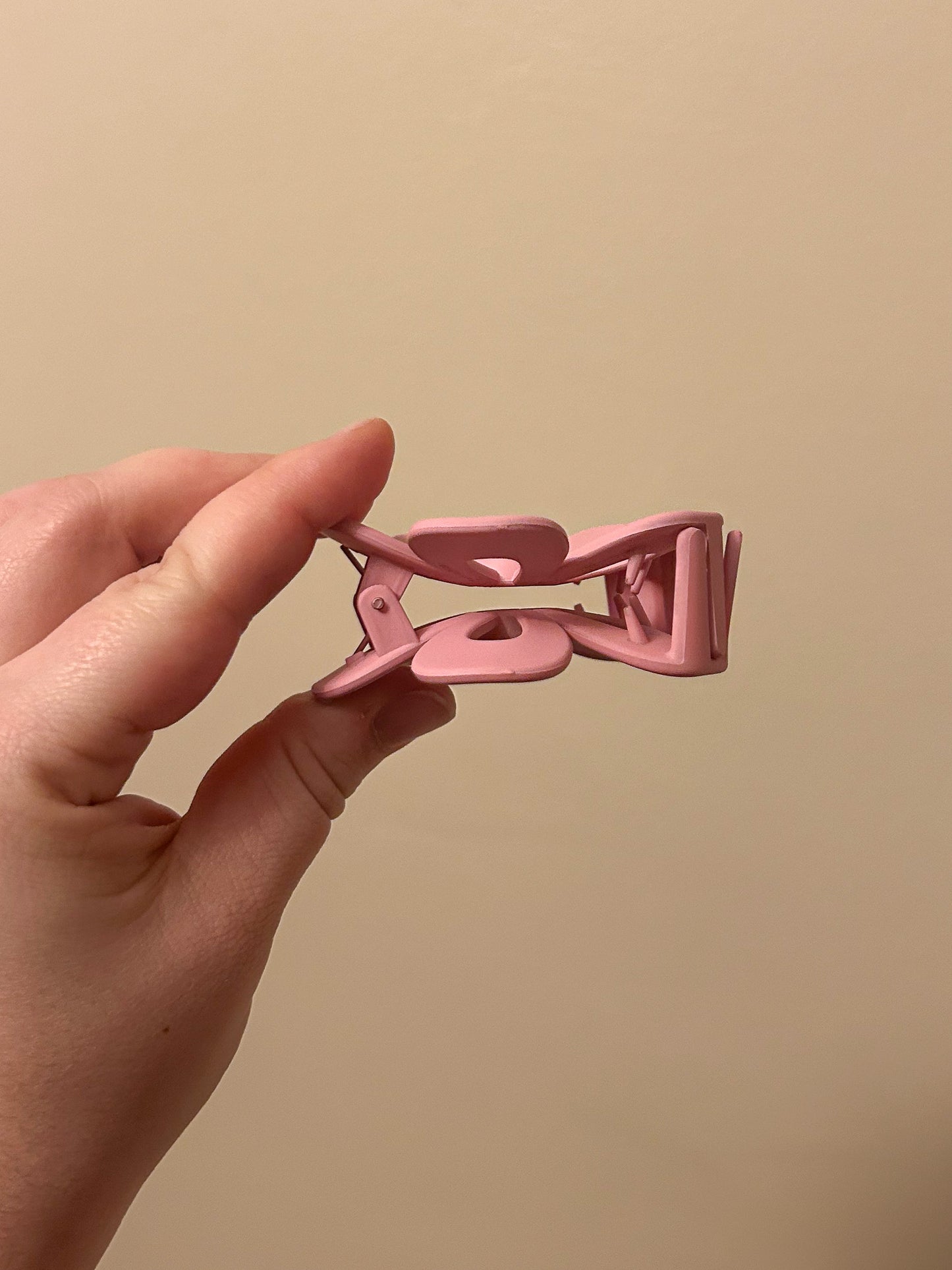 Cutout Flower Claw Clip