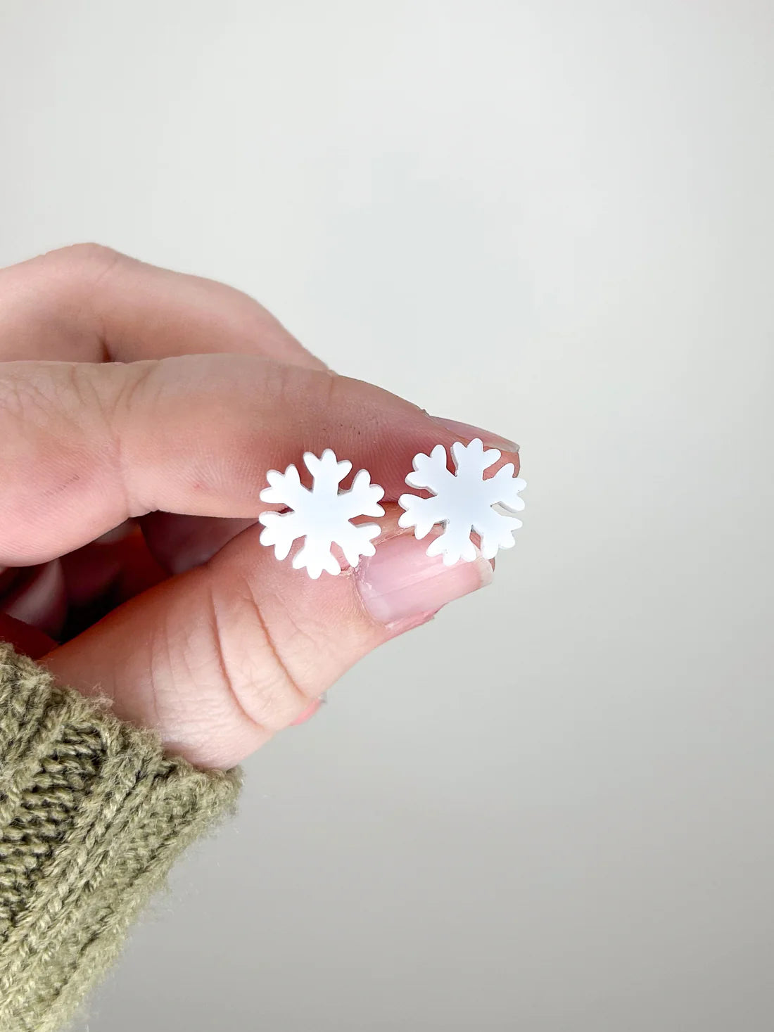 Acrylic Snowflake Studs (5 Pairs)