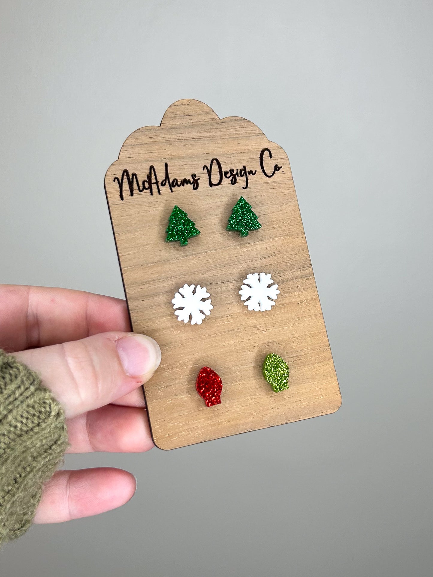 White Christmas Stud Set