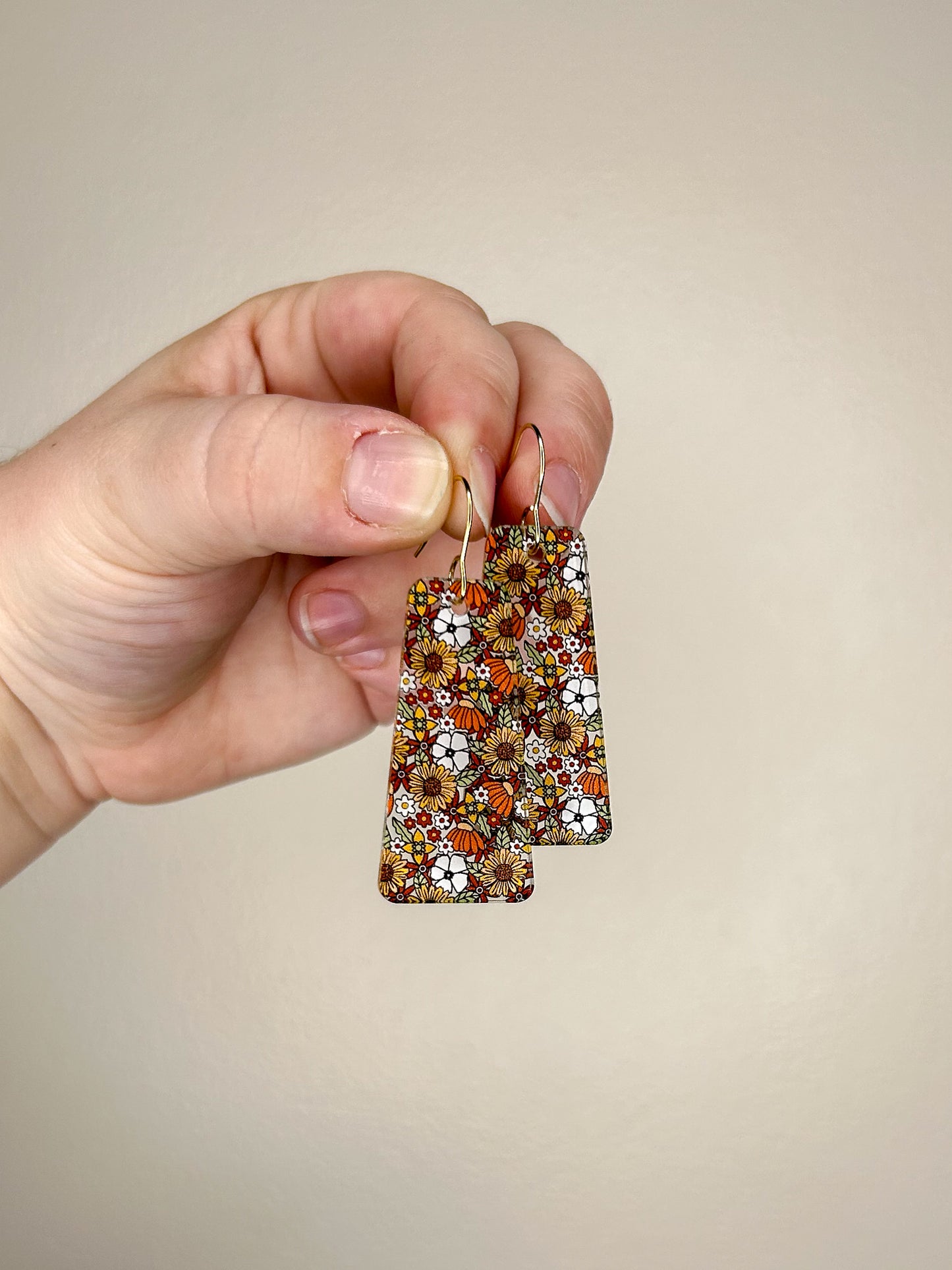 70s Floral Acrylic Earrings