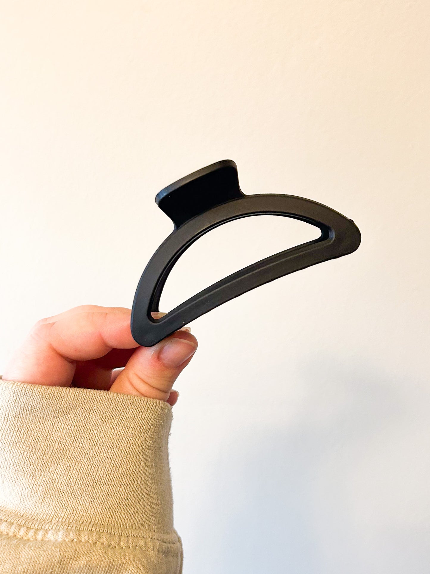 Hollow Claw Clip