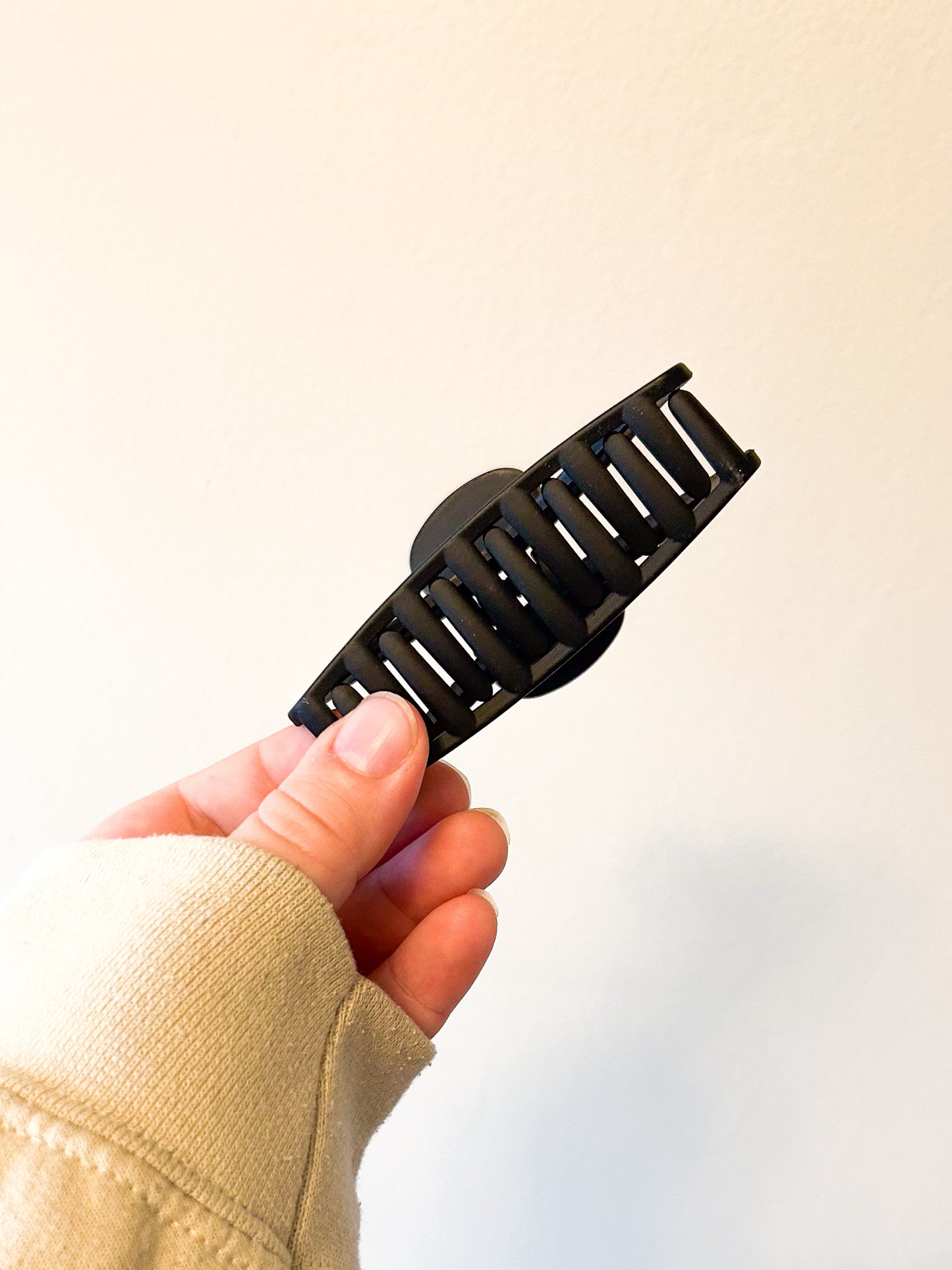 Hollow Claw Clip