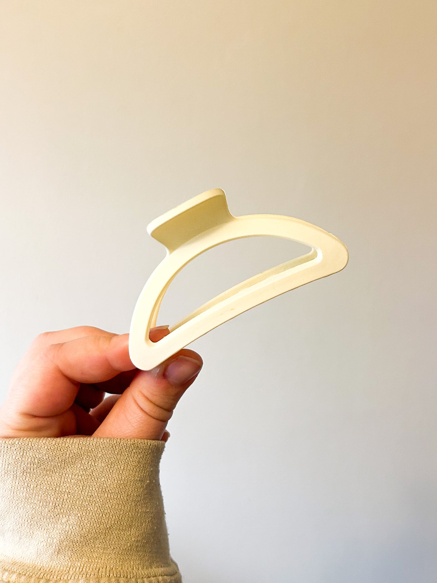 Hollow Claw Clip