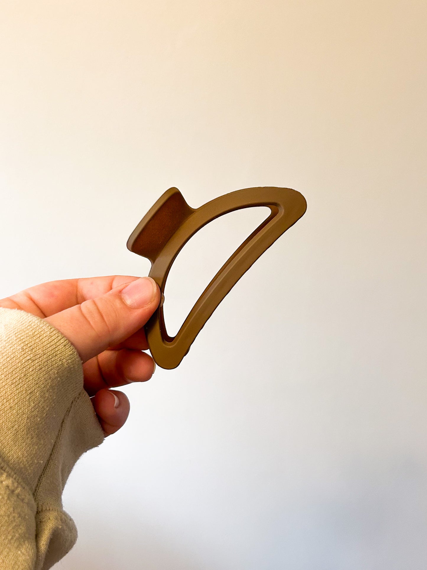 Hollow Claw Clip