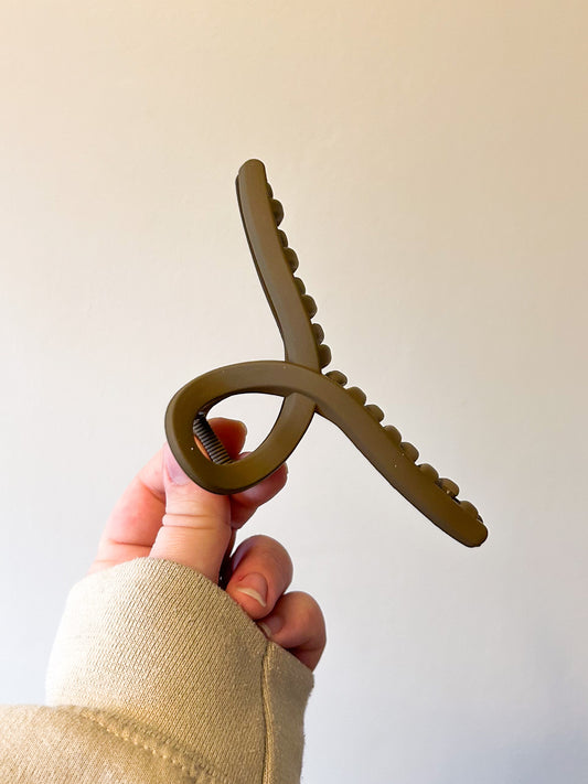 Looped Claw Clip