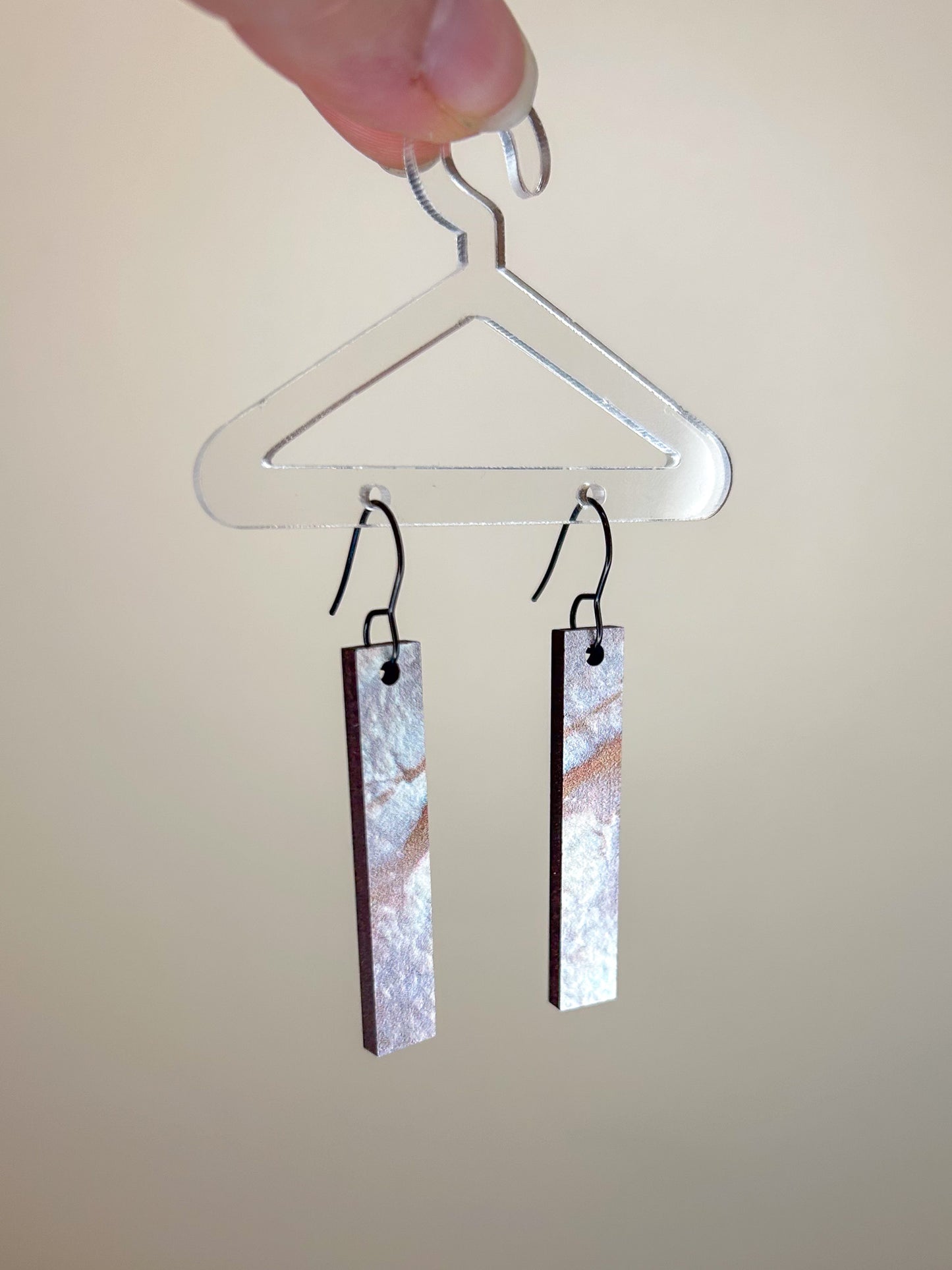 Mother of Pearl Pattern Wooden Bar Earrings