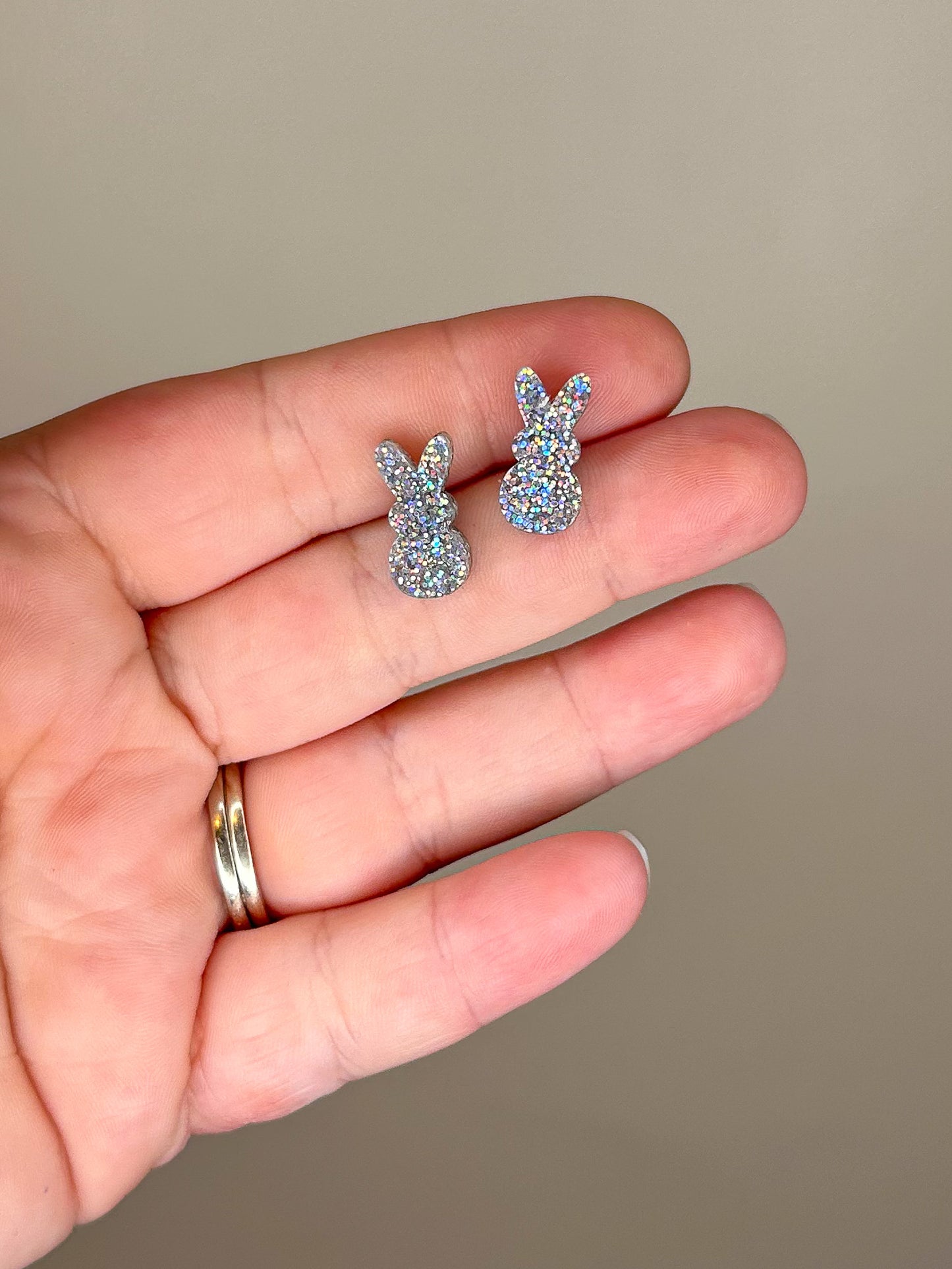Silver Glitter Peep Acrylic Studs