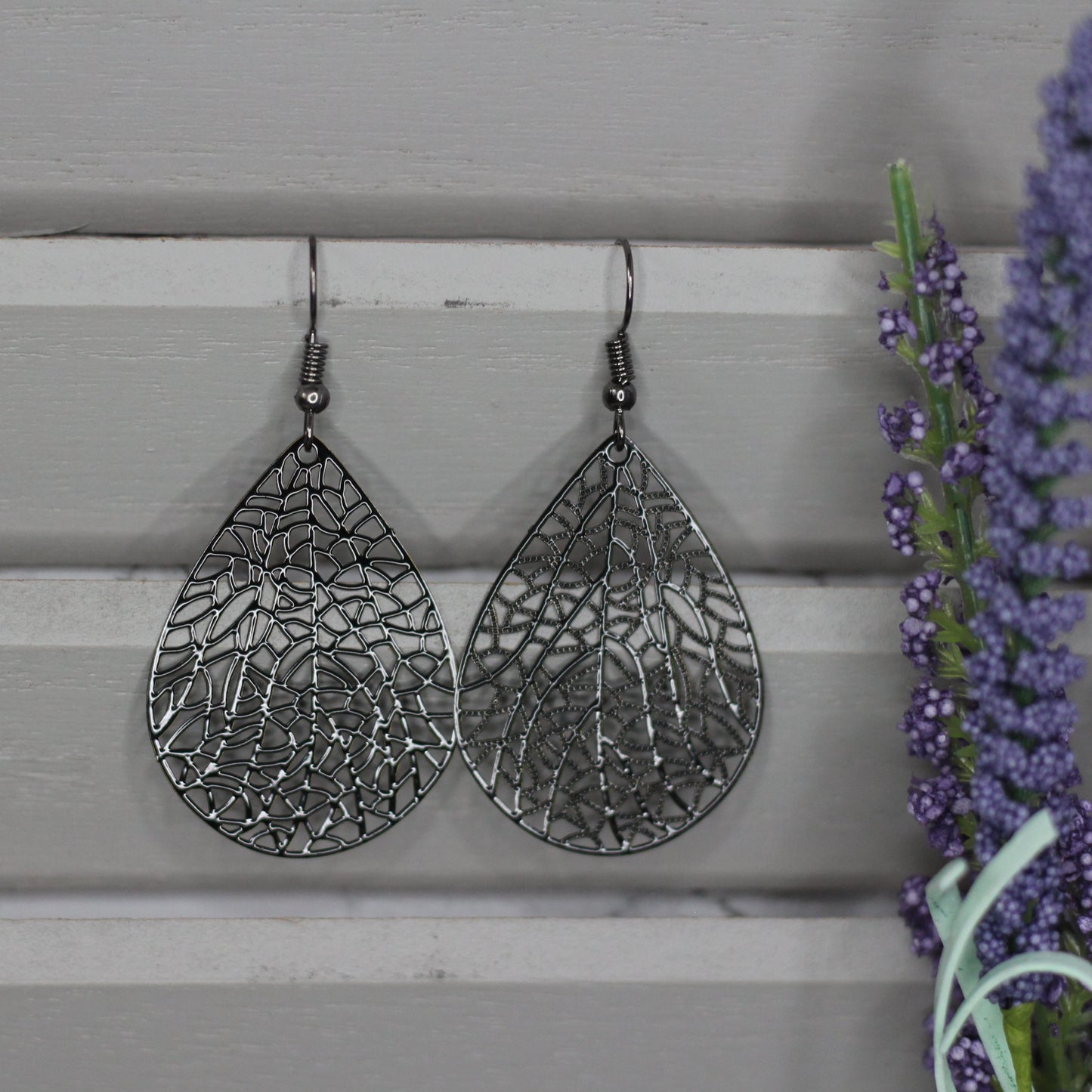 Filigree Leaf Earrings