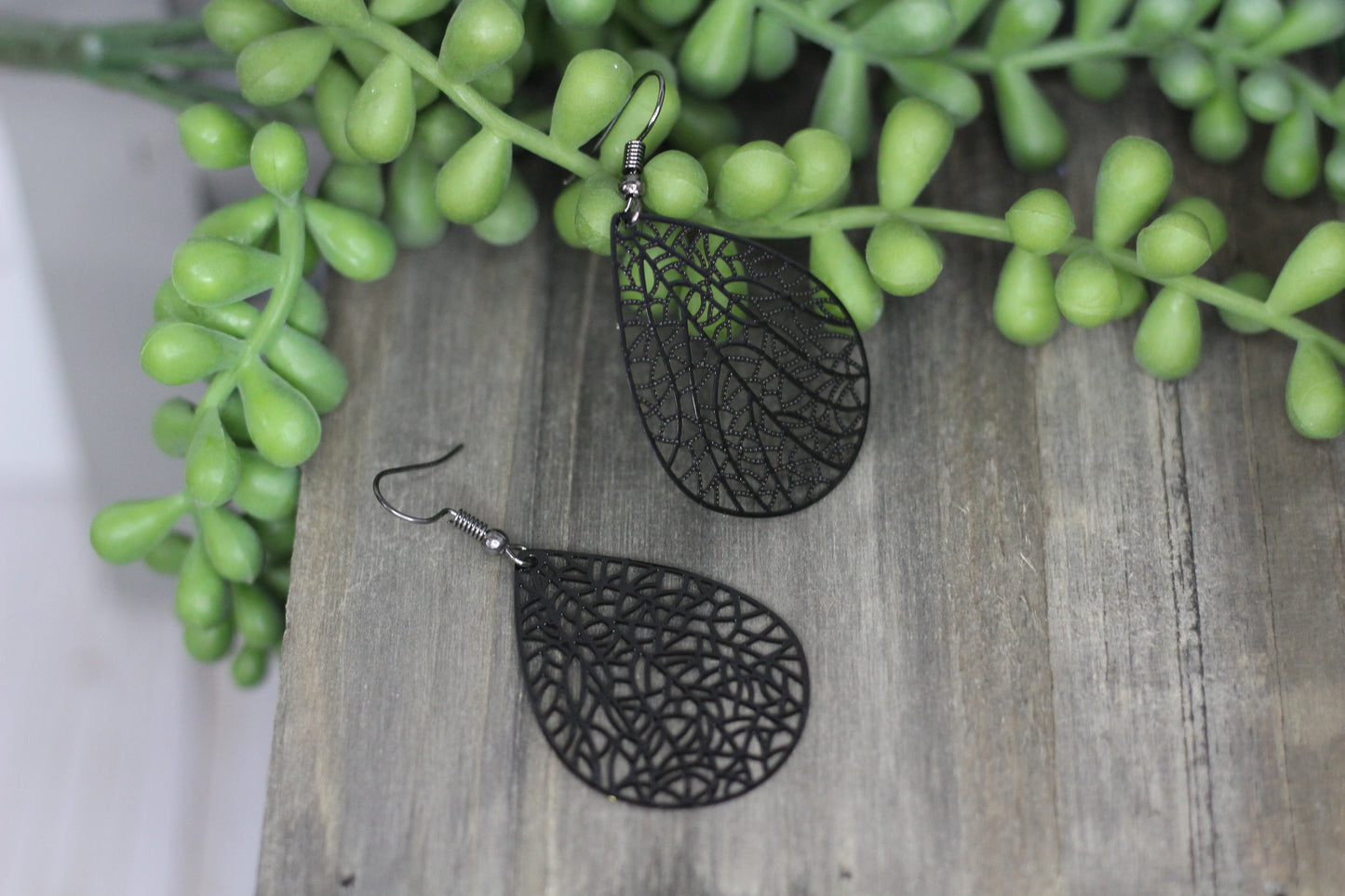 Filigree Leaf Earrings