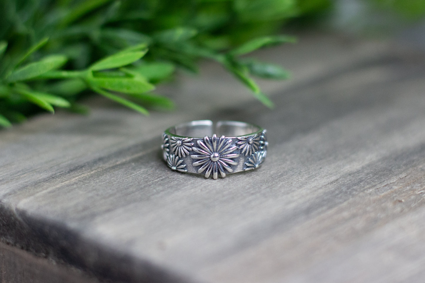 Sterling Silver Daisy Ring