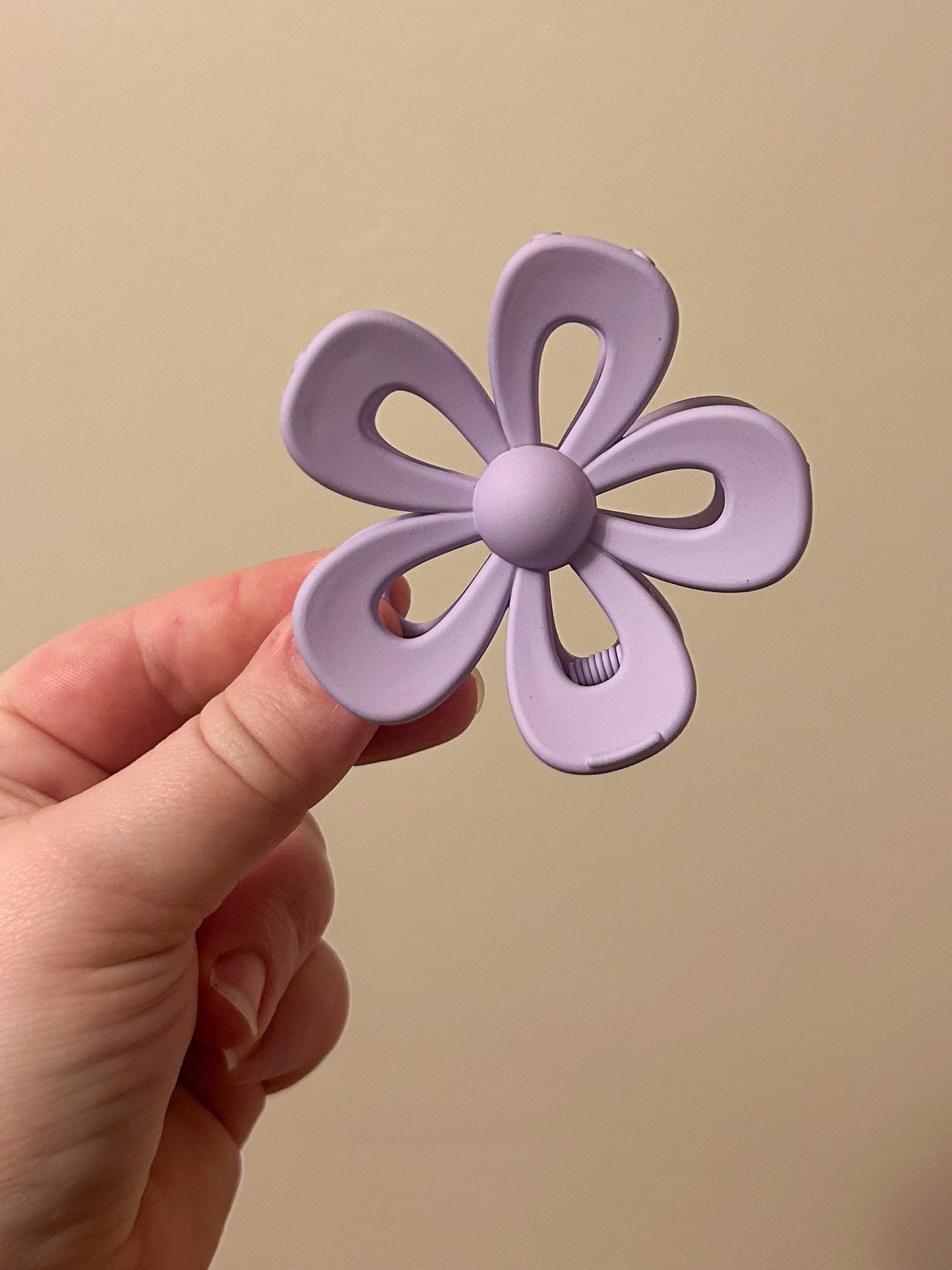 Cutout Flower Claw Clip