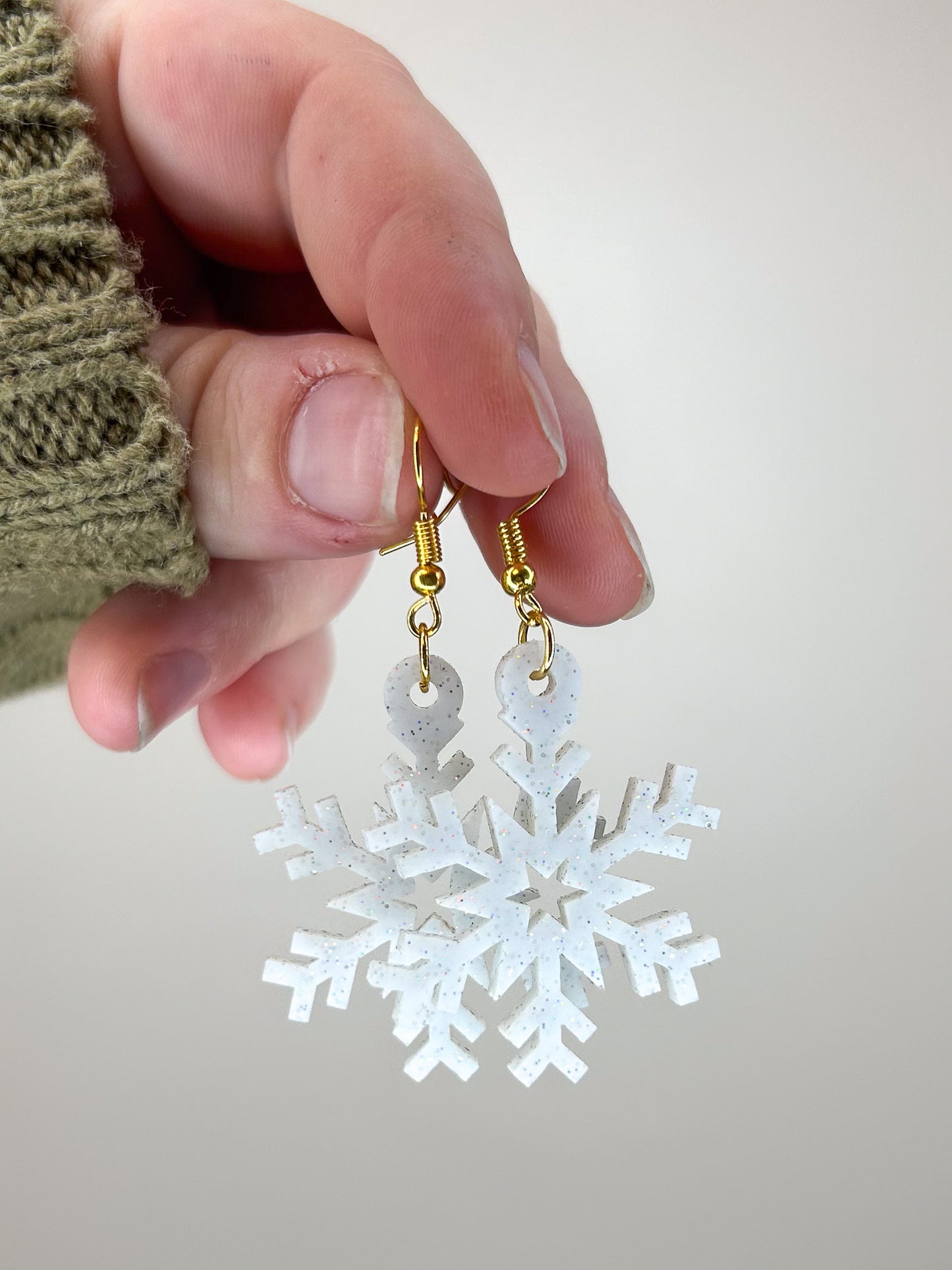White Glitter Snowflake Acrylic Earrings